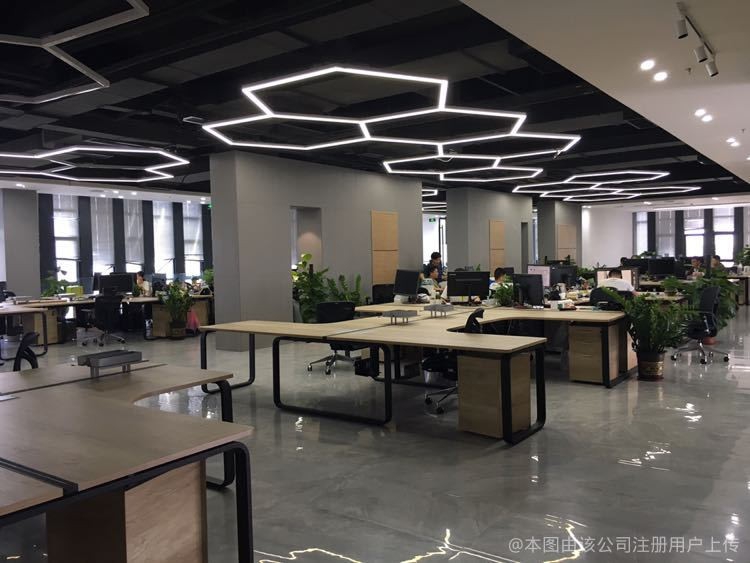 辦公環(huán)境1.jpg